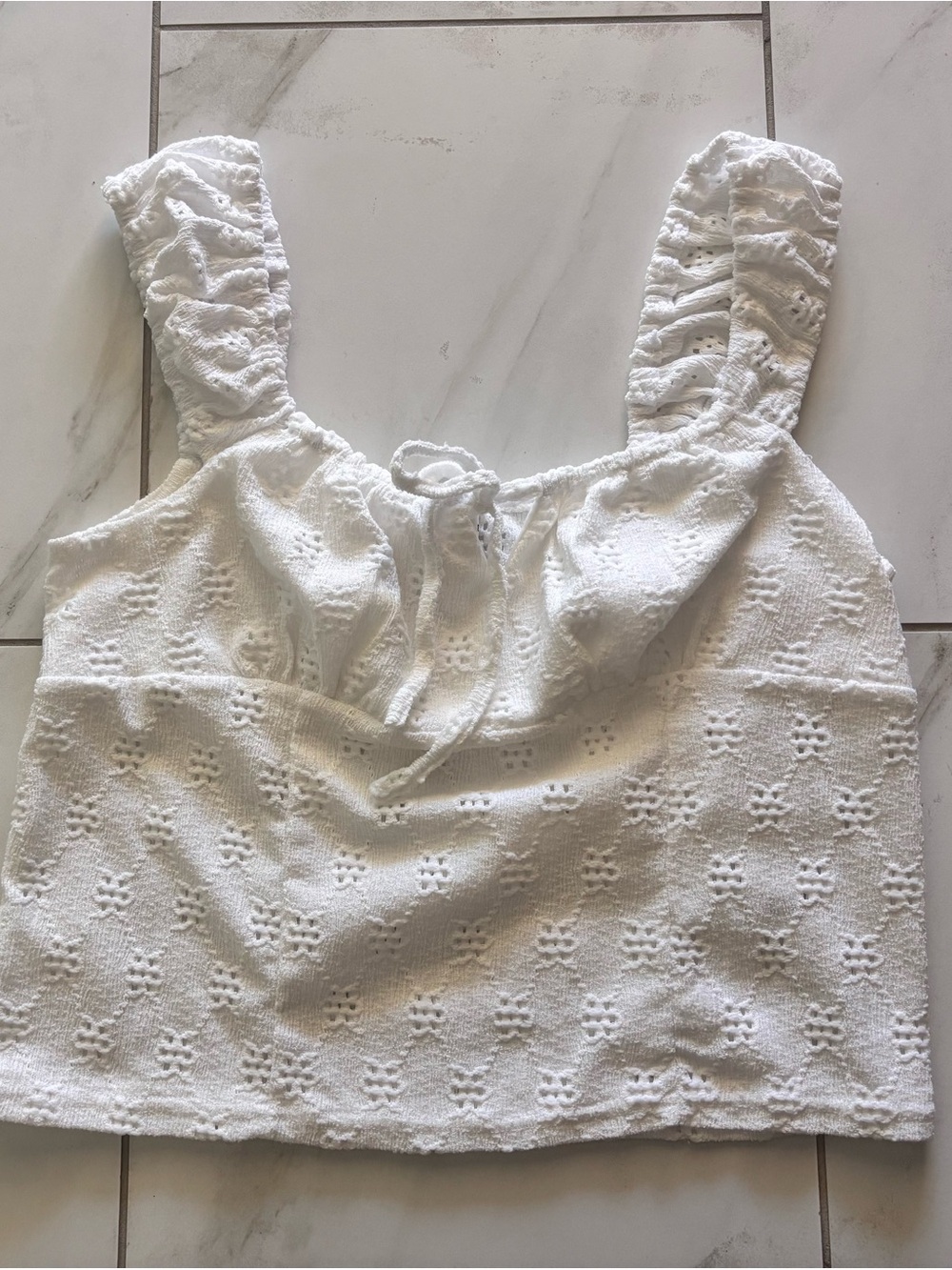 Aeropostale Women’s White Eyelet Crop Tank Top